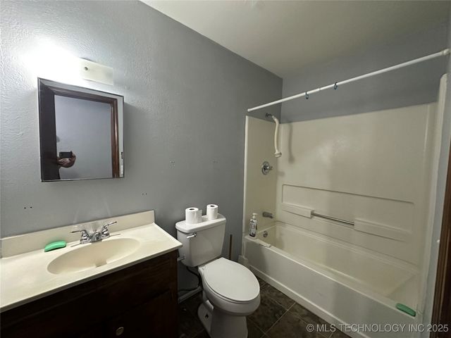 400 Yuchi Drive, Okmulgee, OK 74447