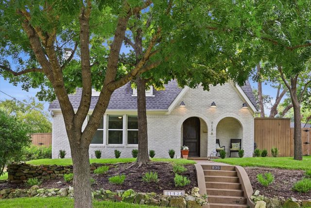1136 Woodlawn Avenue, Dallas, TX 75208