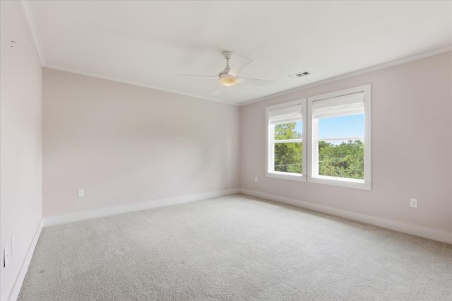 1136 Woodlawn Avenue, Dallas, TX 75208