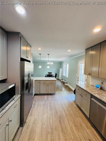 1302 Alva Drive, Charleston, WV 25314