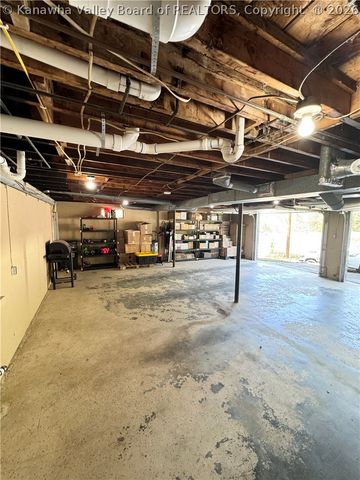 1302 Alva Drive, Charleston, WV 25314