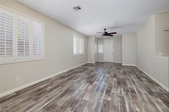 7955 TEAL HARBOR Avenue 0, Las Vegas, NV 89117