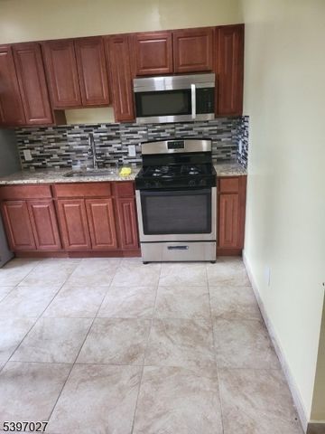 1371 Clinton Ave, Irvington Twp., NJ 07111