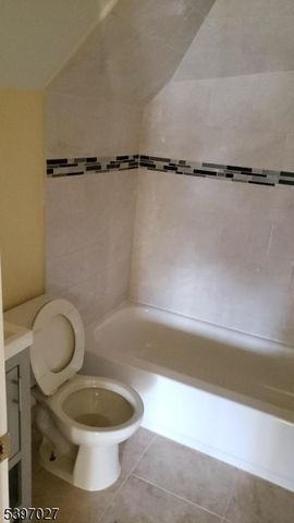 1371 Clinton Ave, Irvington Twp., NJ 07111