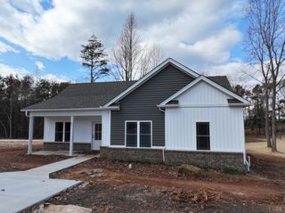 87 Greenhouse Road, Rustburg, VA 24588