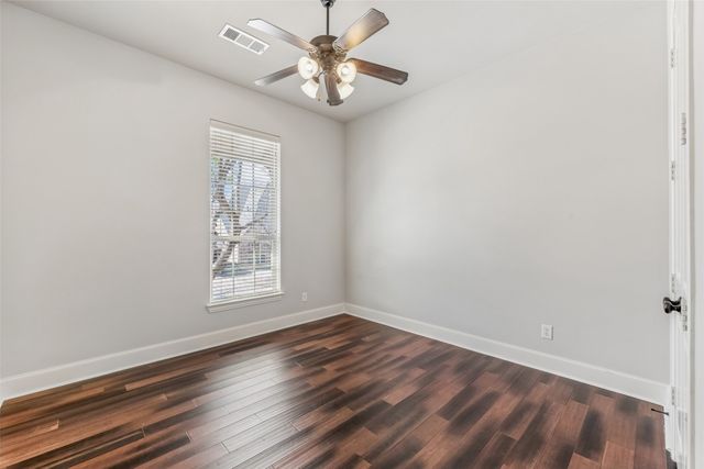 425 Adventurous Shield Drive, Lewisville, TX 75056