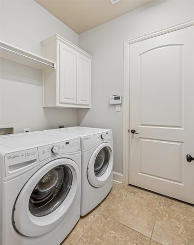 425 Adventurous Shield Drive, Lewisville, TX 75056