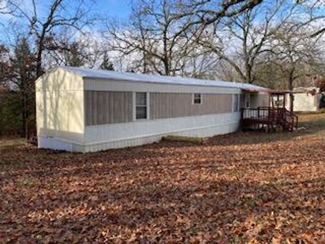 23864 Oakwood Terrace, Hermitage, MO 65668