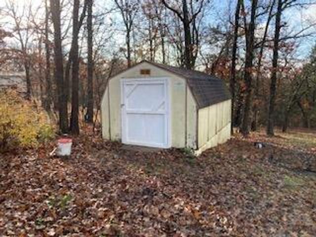 23864 Oakwood Terrace, Hermitage, MO 65668