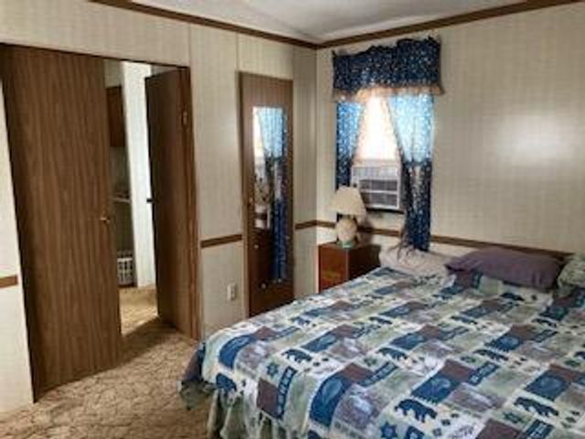 23864 Oakwood Terrace, Hermitage, MO 65668