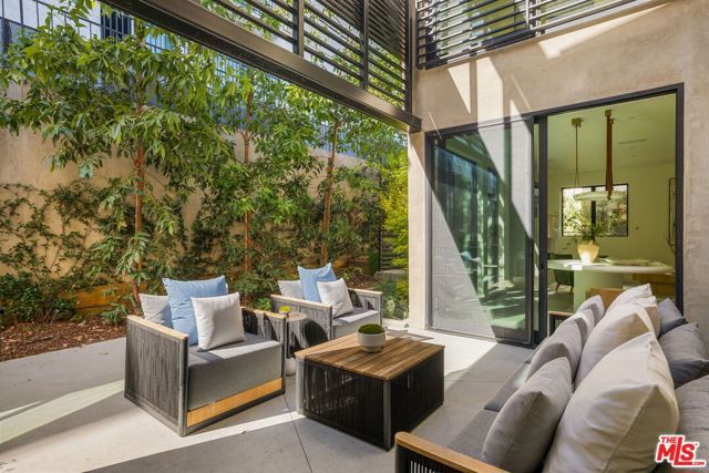 929 Hilldale, West Hollywood, CA 90069