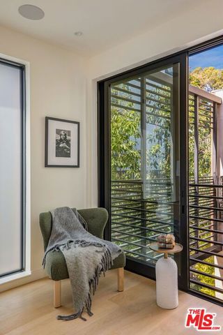 929 Hilldale, West Hollywood, CA 90069