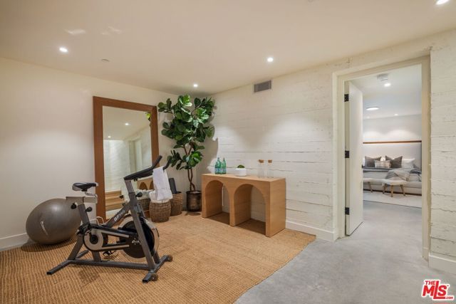 929 Hilldale, West Hollywood, CA 90069