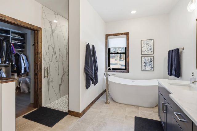 L7B2 Spruce Circle, Nisswa, MN 56468