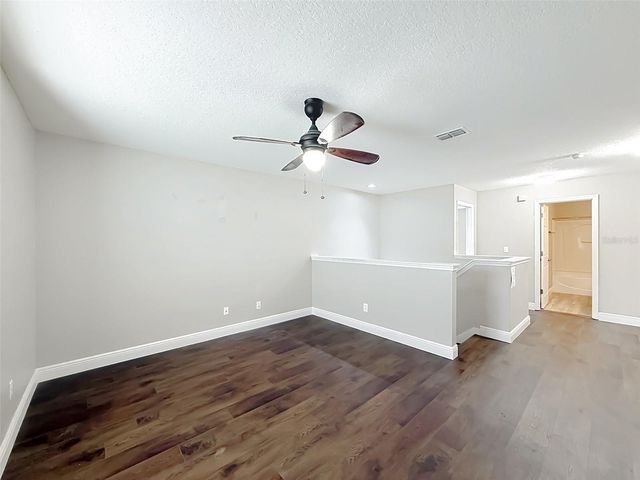 852 N JACKS LAKE ROAD, Clermont, FL 34711
