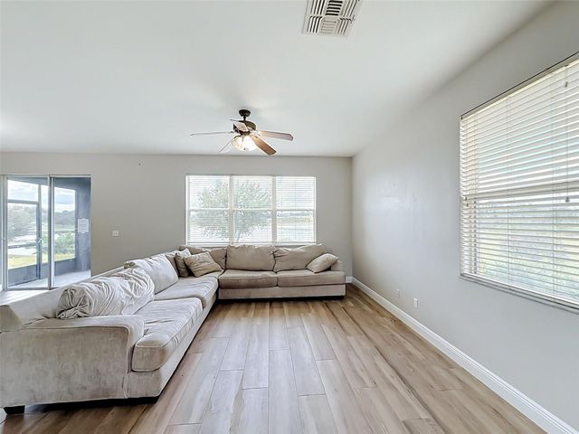 852 N JACKS LAKE ROAD, Clermont, FL 34711