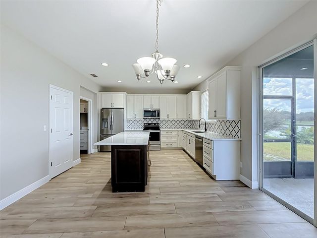 852 N JACKS LAKE ROAD, Clermont, FL 34711