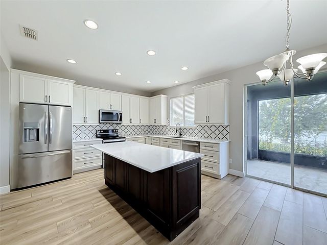 852 N JACKS LAKE ROAD, Clermont, FL 34711