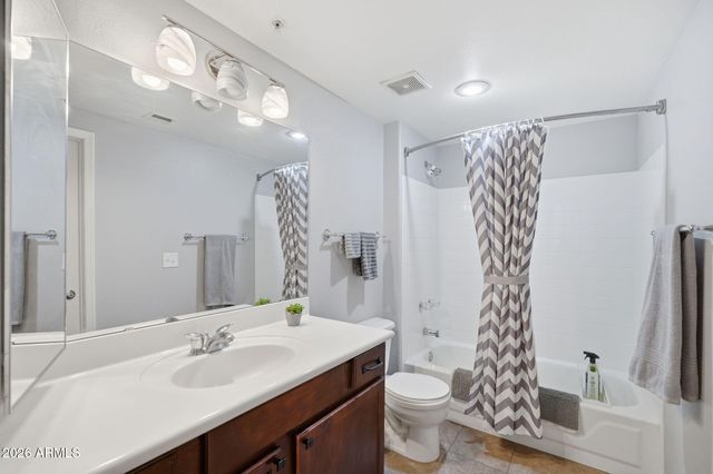 750 E NORTHERN Avenue 1081, Phoenix, AZ 85020