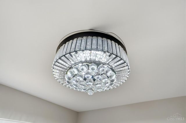 2571 Montana Avenue, Cincinnati, OH 45211