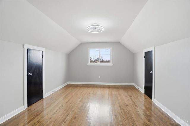 2571 Montana Avenue, Cincinnati, OH 45211