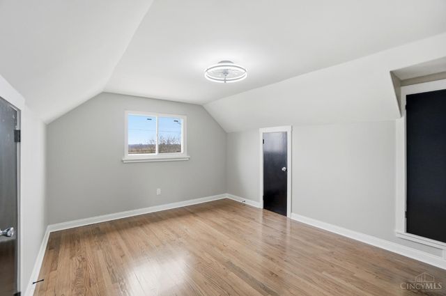 2571 Montana Avenue, Cincinnati, OH 45211