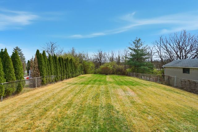 2571 Montana Avenue, Cincinnati, OH 45211