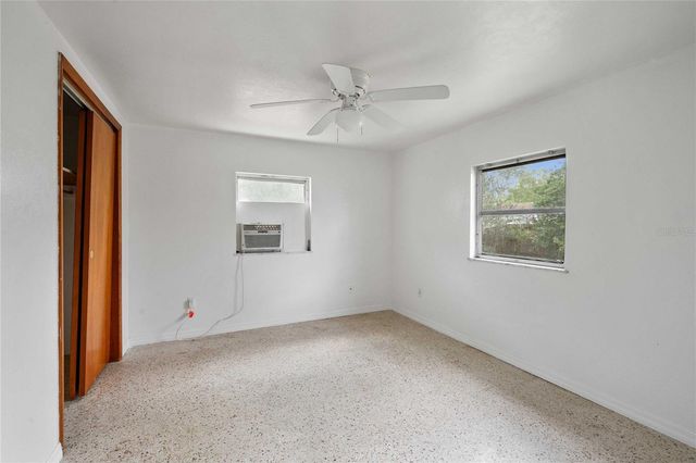 6035 10TH STREET, Zephyrhills, FL 33542