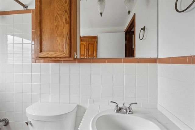 6035 10TH STREET, Zephyrhills, FL 33542