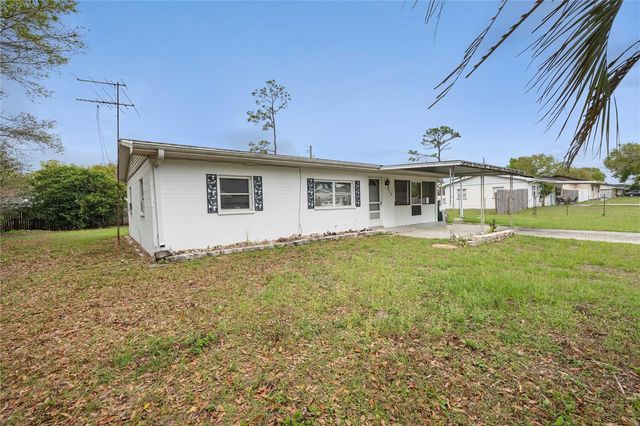 6035 10TH STREET, Zephyrhills, FL 33542