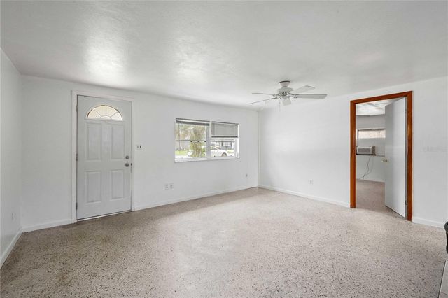 6035 10TH STREET, Zephyrhills, FL 33542