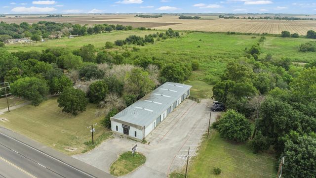 2901 S Hwy 95 Highway, Taylor, TX 76574