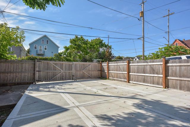 1341 N 38th STREET, Milwaukee, WI 53208