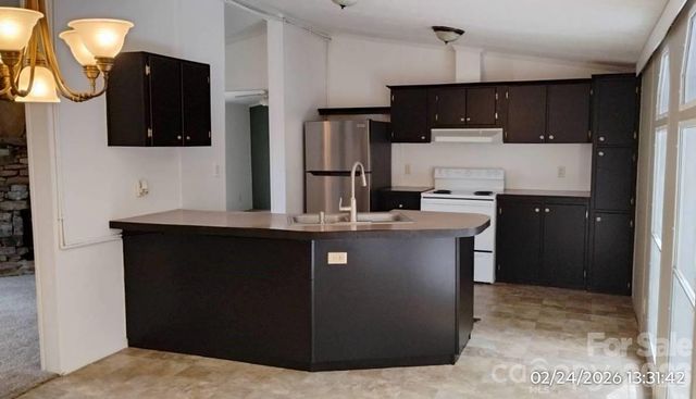 115 Paradise Mountain Road, Canton, NC 28716