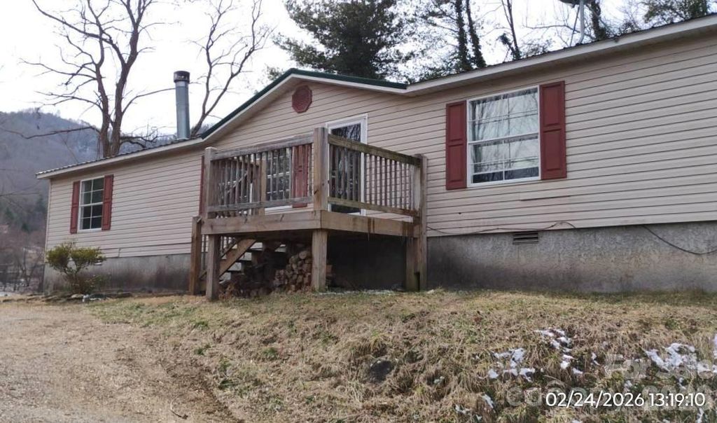 115 Paradise Mountain Road, Canton, NC 28716