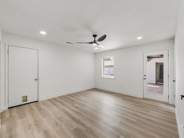 316 Amherst Avenue, Richardson, TX 75081