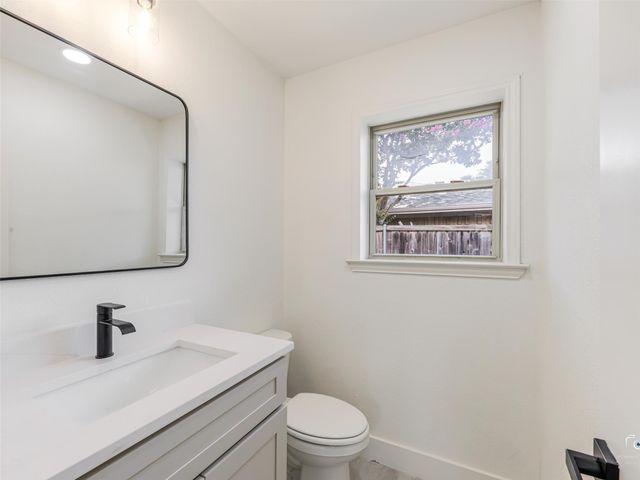 316 Amherst Avenue, Richardson, TX 75081