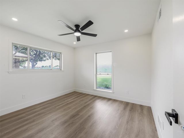 316 Amherst Avenue, Richardson, TX 75081