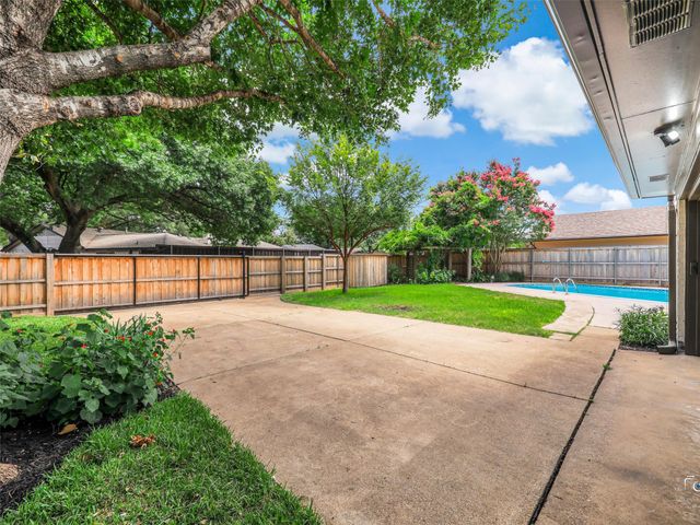 316 Amherst Avenue, Richardson, TX 75081