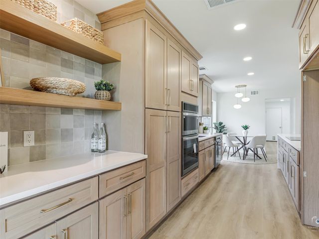 316 Amherst Avenue, Richardson, TX 75081