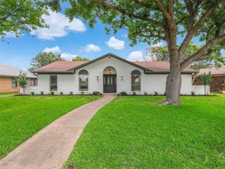 316 Amherst Avenue, Richardson, TX 75081