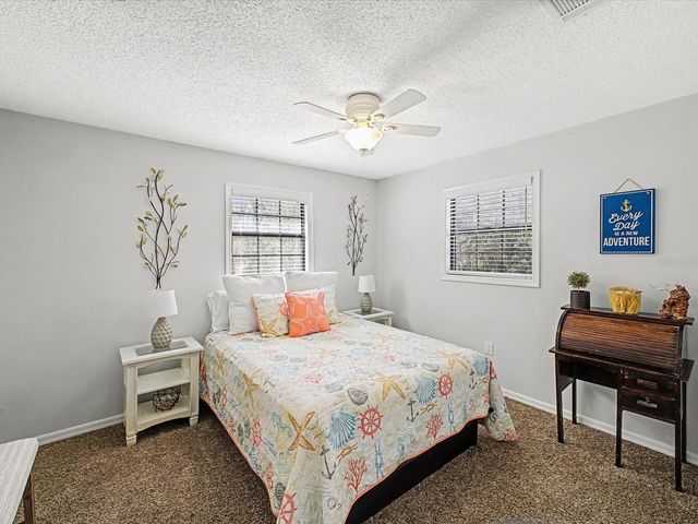 24420 LANARK ROAD, Brooksville, FL 34601