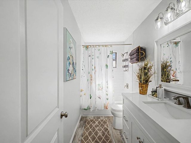 24420 LANARK ROAD, Brooksville, FL 34601