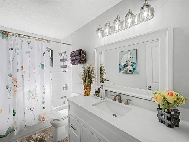 24420 LANARK ROAD, Brooksville, FL 34601