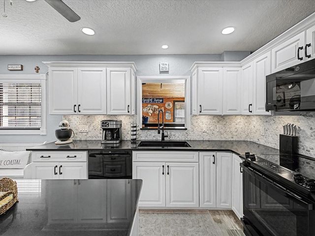 24420 LANARK ROAD, Brooksville, FL 34601