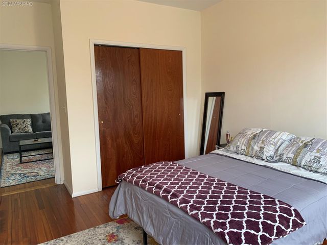 32-60 43rd Street 2R, Astoria, NY 11103