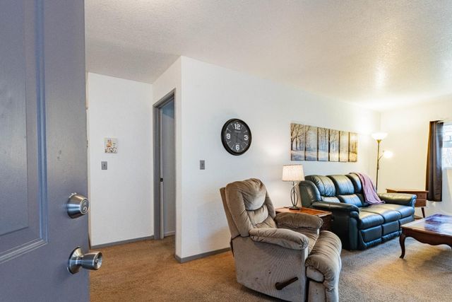 11 Fresa Place, Salinas, CA 93905