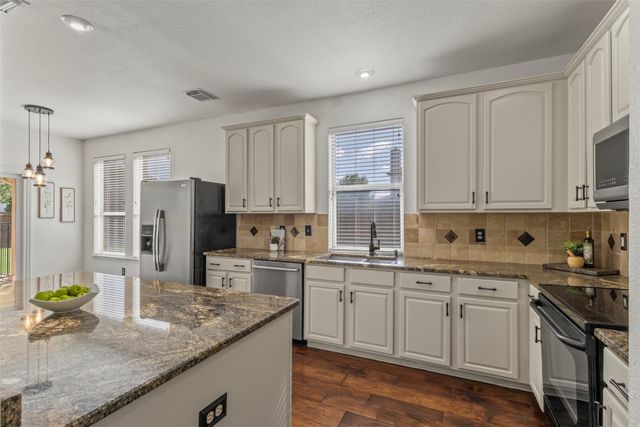 206 Butternut Drive, Fate, TX 75087