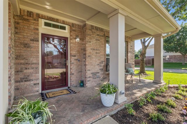 206 Butternut Drive, Fate, TX 75087