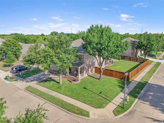 206 Butternut Drive, Fate, TX 75087